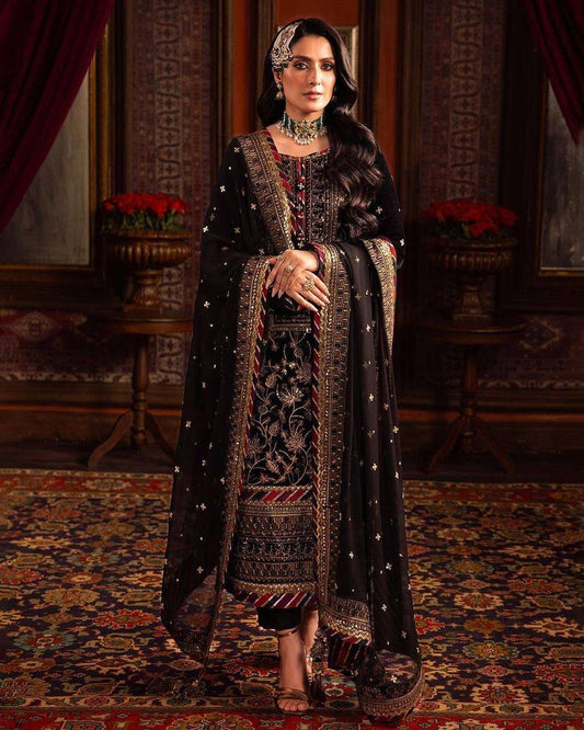 Pakistani Suti Collection Where Tradition Meets Comfort