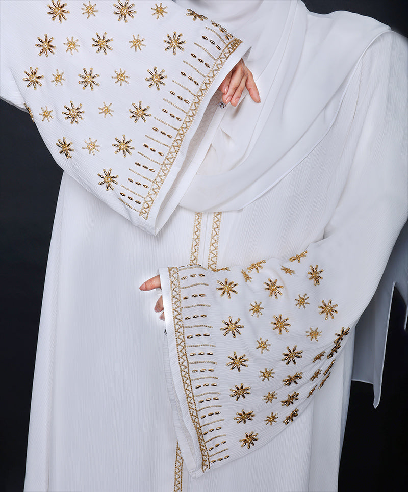 White Gold 3-Piece Set Abaya Elegant Modest Wear with Luxurious Gold Accents