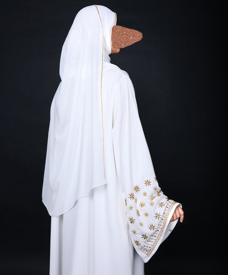 White Gold 3-Piece Set Abaya Elegant Modest Wear with Luxurious Gold Accents